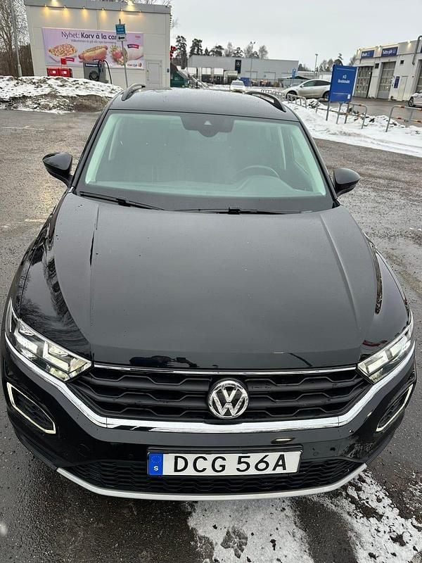 Begagnad VW T-Roc 116 HK (85 kW) 2020 Svart SUV