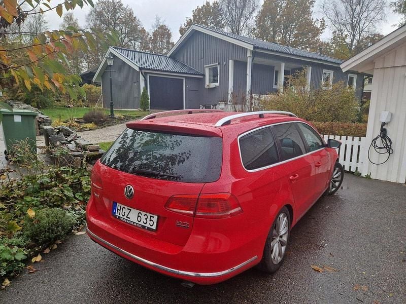 Röd Begagnad 2012 VW Passat GT Kombi | 54 000 kr (Marknadspris) - Bild 1/4