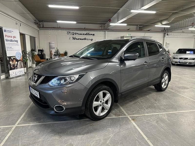 Grå Begagnad 2017 Nissan Qashqai 360º SUV | 79 900 kr - Bild 1/4