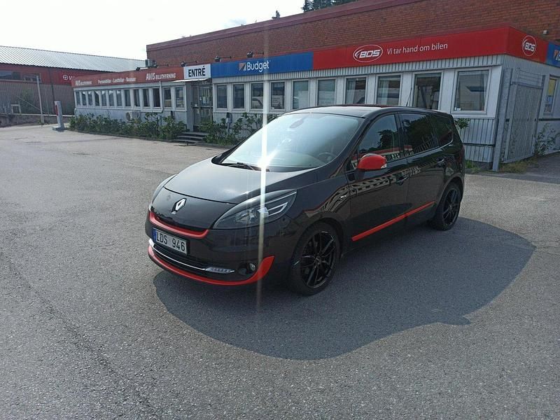 Begagnad 2012 Renault Mégane III Minibuss | 43 000 kr - Bild 1/4