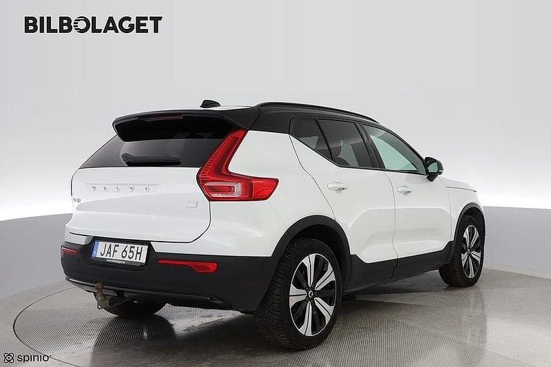 Begagnad Volvo XC40 Ultimate 185 kW (252 HK) 2023 Vit SUV