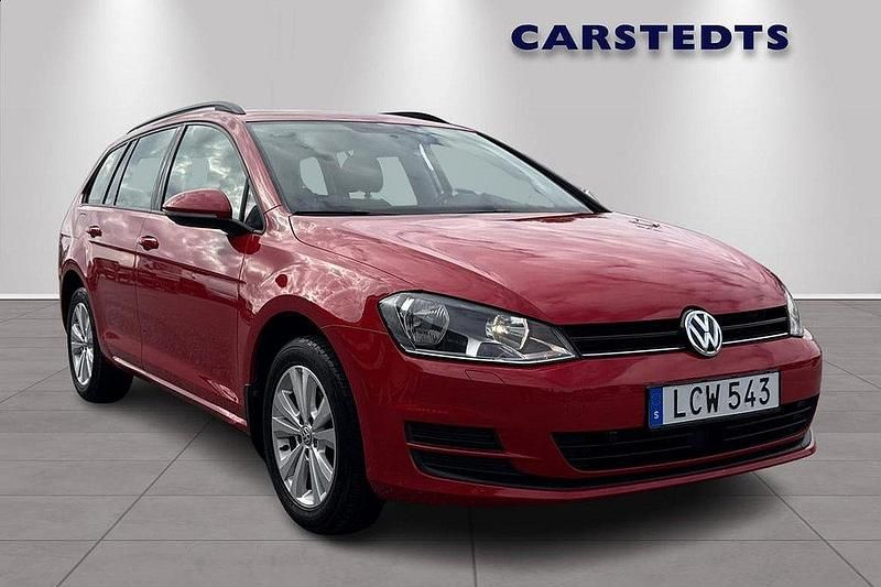 Röd Begagnad 2015 VW Golf VII Kombi | 124 800 kr (Lite dyr) - Bild 1/4
