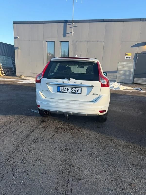 Begagnad Volvo XC60 150 HK (110 kW) 2017 SUV