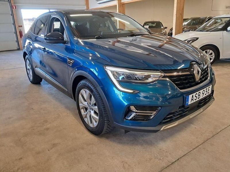 Begagnad Renault Arkana 94 HK (69 kW) 2022 Turkosblåmet SUV