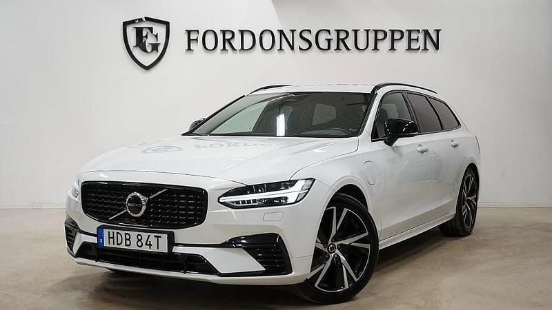 Vit Begagnad 2023 Volvo V90 Plus Kombi | 409 800 kr (Bra pris) - Bild 1/4
