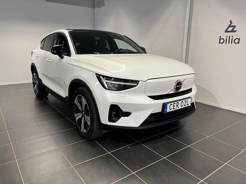 Vit Begagnad 2022 Volvo EC40 Ultimate SUV | 389 900 kr (Lite dyr) - Bild 1/3