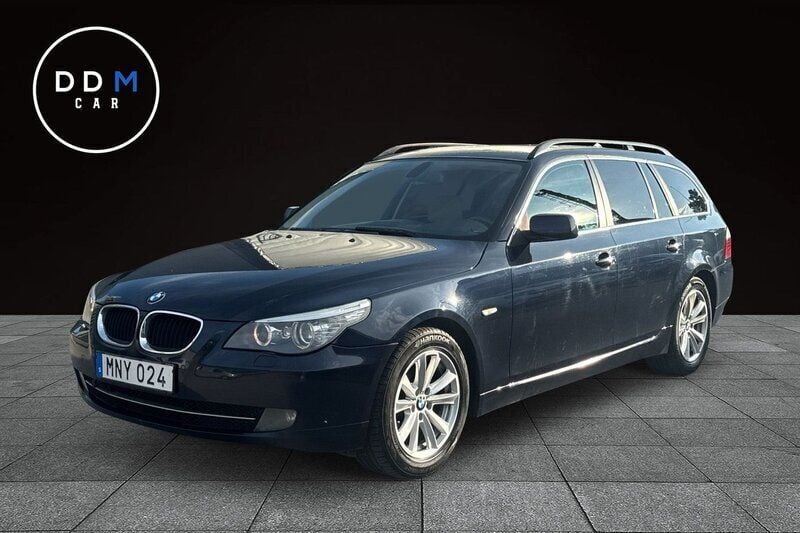 Blå Begagnad 2008 BMW 520 Kombi | 39 900 kr (Marknadspris) - Bild 1/4