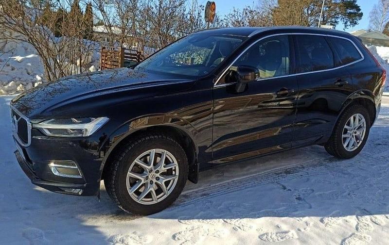 Svart Begagnad 2020 Volvo XC60 SUV | 275 000 kr (Superpris) - Bild 1/4