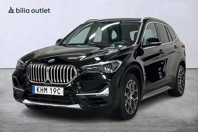Svart Begagnad 2019 BMW X1 xLine SUV | 229 900 kr (Marknadspris) - Bild 1/4