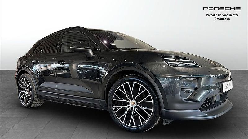 Grå Begagnad 2024 Porsche Macan SUV | 865 000 kr (Marknadspris) - Bild 1/4