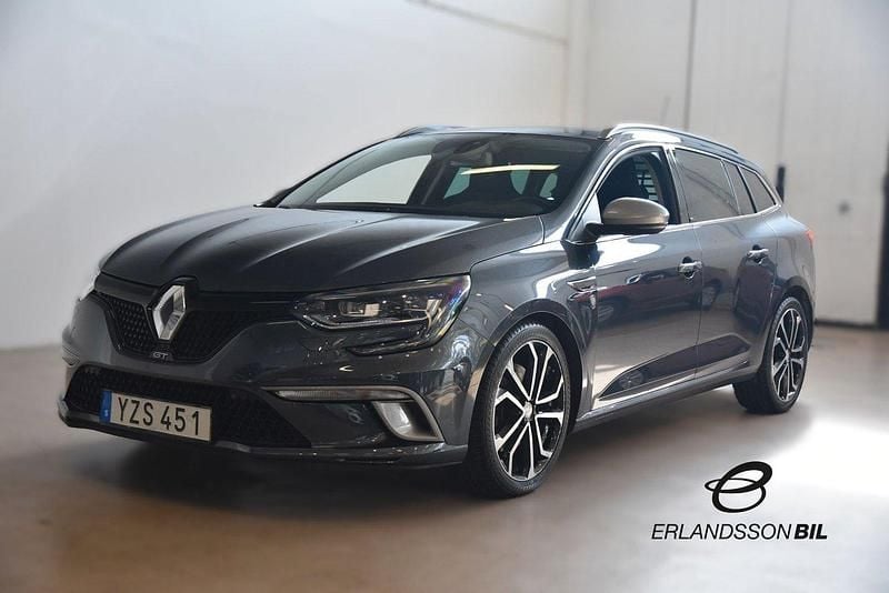 Grå Begagnad 2017 Renault Mégane GrandTour GT Kombi | 169 900 kr (Marknadspris) - Bild 1/4