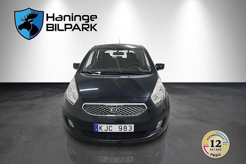 Begagnad Kia Venga Comfort 90 HK (66 kW) 2009 Svart Halvkombi