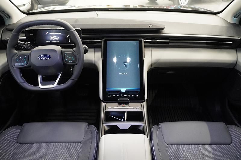 Ny Ford Explorer Extended Range 250 kW (340 HK) 2025 Svart SUV