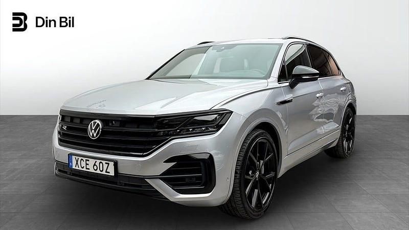 Antimonial silver metalli Begagnad 2021 VW Touareg R SUV | 559 900 kr - Bild 1/4