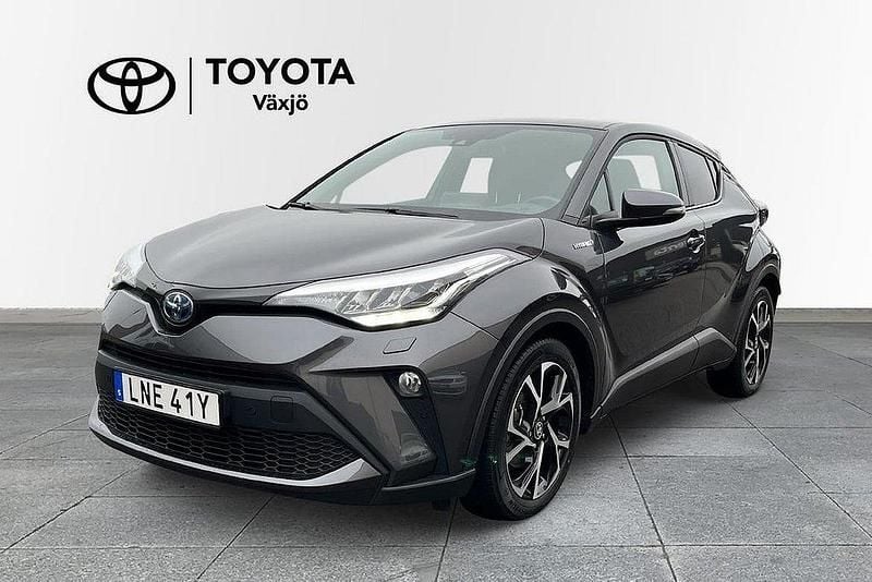 Mörkgrå Begagnad 2020 Toyota C-HR Edition SUV | 249 000 kr (Marknadspris) - Bild 1/3
