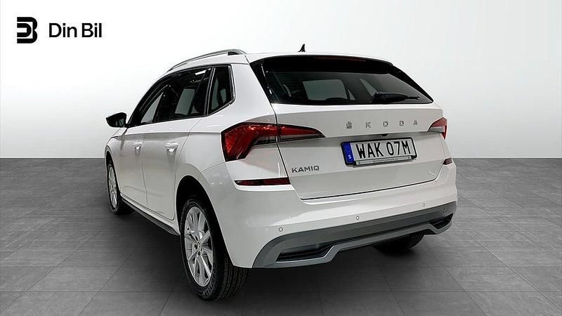 Begagnad Skoda 110 R Adventure 110 HK (80 kW) 2023 Vit Halvkombi