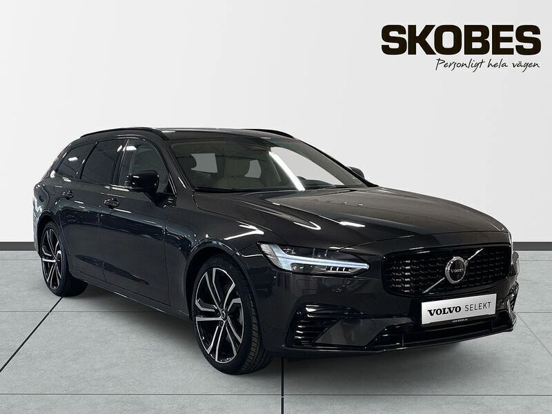 Grå Begagnad 2023 Volvo V90 Plus Kombi | 478 100 kr (Lite dyr) - Bild 1/3