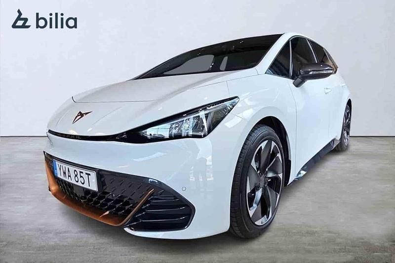 Vit Ny 2026 Cupra Born Halvkombi | 485 900 kr - Bild 1/1