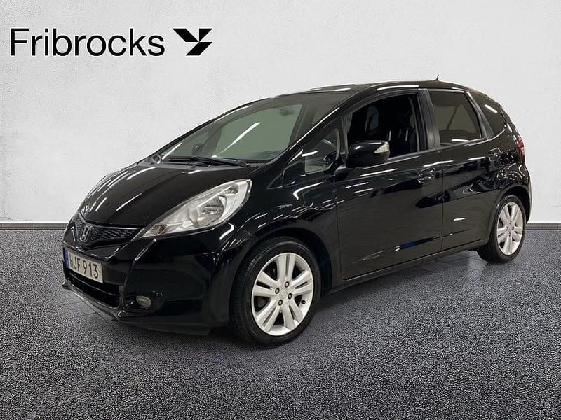 Svart Begagnad 2014 Honda Jazz Halvkombi | 79 800 kr - Bild 1/4