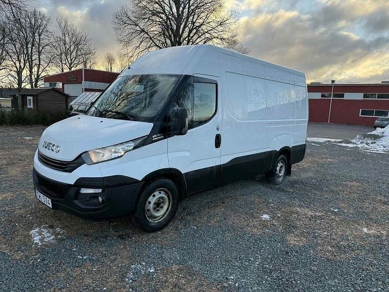 Begagnad Iveco Daily 136 HK (100 kW) 2018 Vit Van