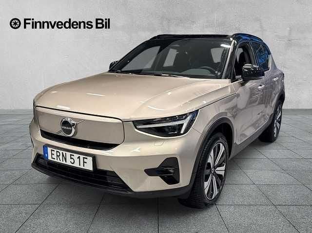 Begagnad 2023 Volvo XC40 SUV | 399 900 kr (Marknadspris) - Bild 1/4