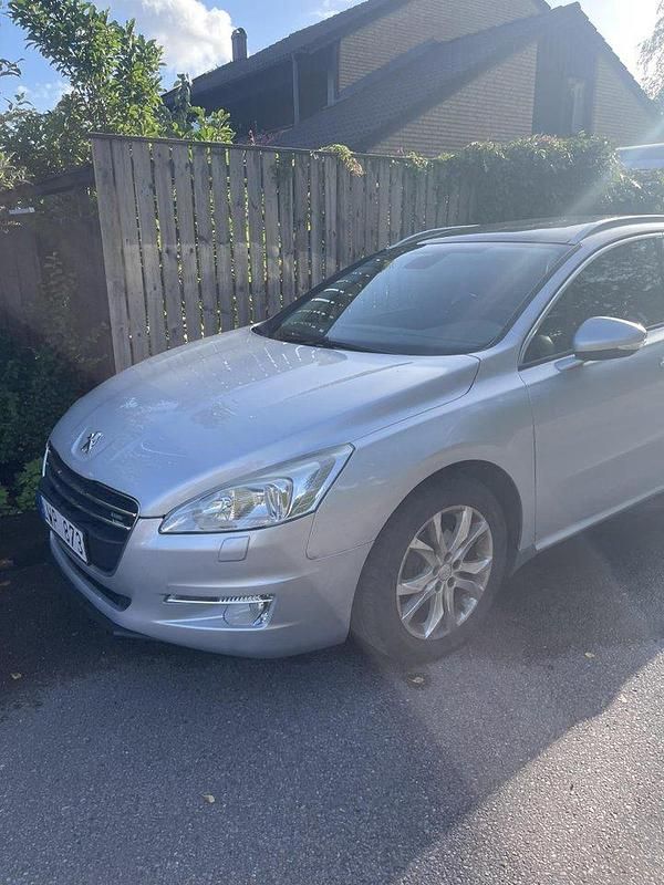 Grå Begagnad 2012 Peugeot 508 Kombi | 60 000 kr (Bra pris) - Bild 1/3