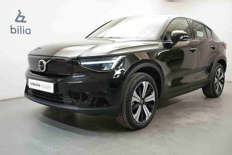 Svart Begagnad 2023 Volvo C40 SUV | 379 900 kr - Bild 1/1