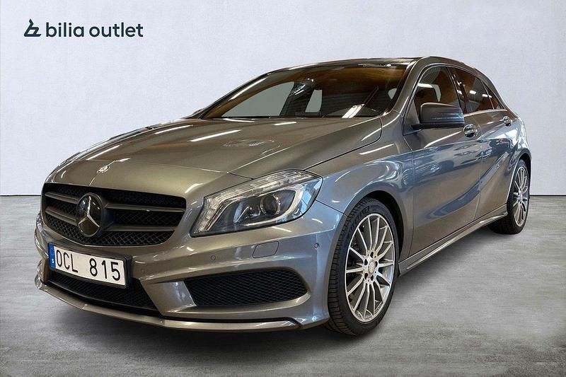 Grå Begagnad 2013 Mercedes A250 AMG Halvkombi | 184 900 kr (Lite dyr) - Bild 1/3