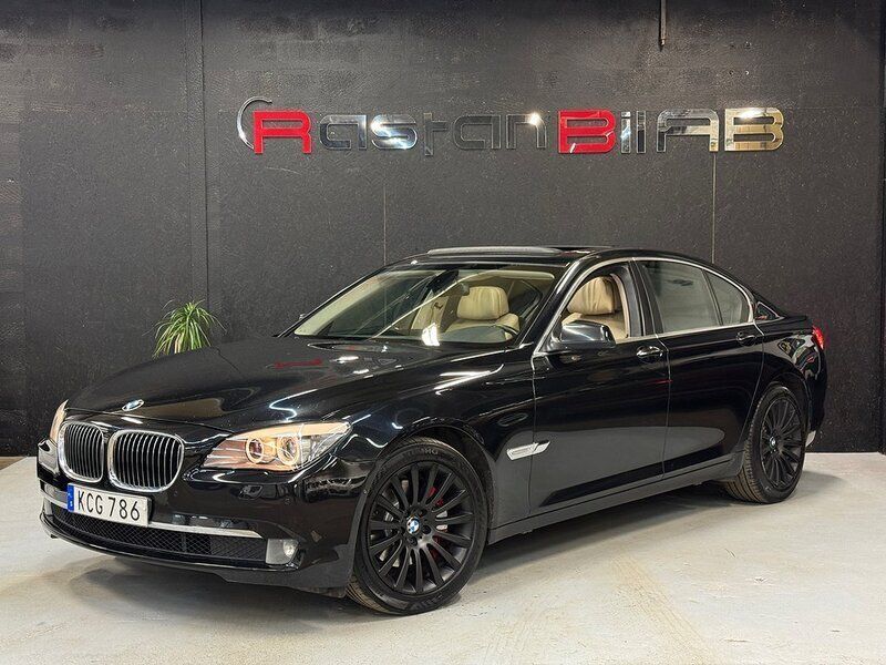 Svart Begagnad 2009 BMW 730 Sedan | 155 000 kr (Lite dyr) - Bild 1/4