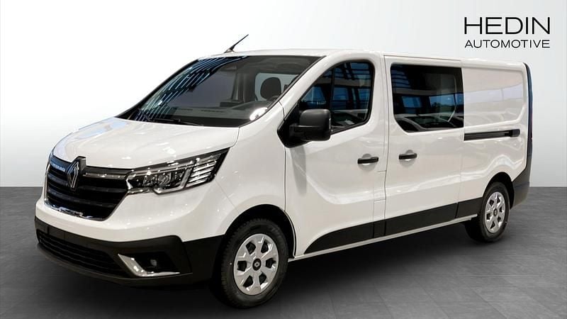 Vit (white) Ny 2025 Renault Trafic Van | 424 875 kr (Superpris) - Bild 1/4