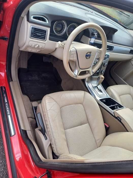Begagnad Volvo V70 Momentum 2012 Kombi