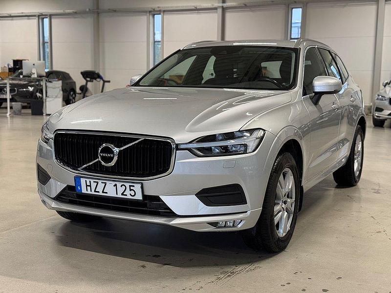 Silver Begagnad 2018 Volvo XC60 SUV | 359 900 kr (Marknadspris) - Bild 1/4