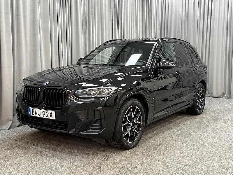 Svart Begagnad 2023 BMW X3 M Sport SUV | 399 900 kr - Bild 1/4