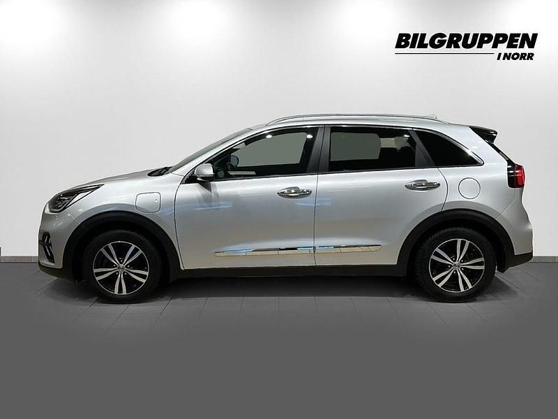 Begagnad Kia Niro Advance 105 HK (77 kW) 2020 Grå SUV