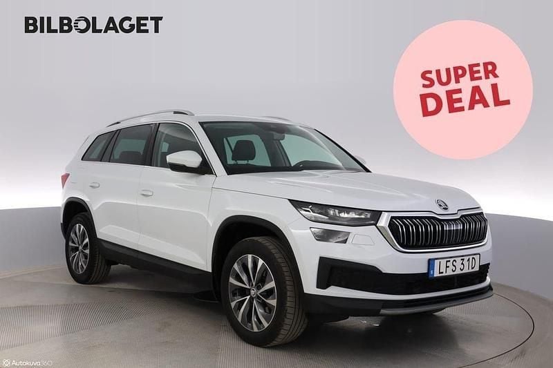 Vit Begagnad 2022 Skoda Kodiaq Style SUV | 355 500 kr (Marknadspris) - Bild 1/4