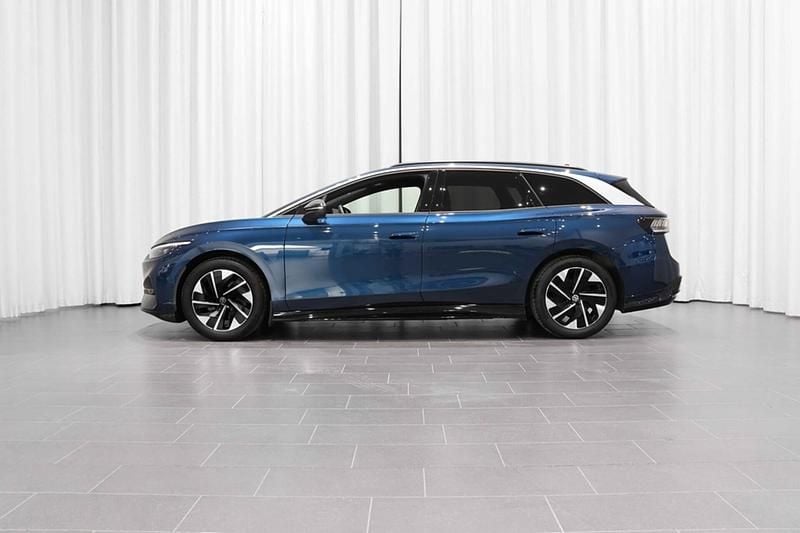 Begagnad VW ID.7 Pro 210 kW (286 HK) 2025 Blå (aquamarine blue metallic) Kombi