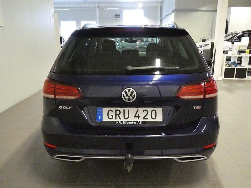 Begagnad VW Golf VII GT 150 HK (110 kW) 2017 Blå Kombi