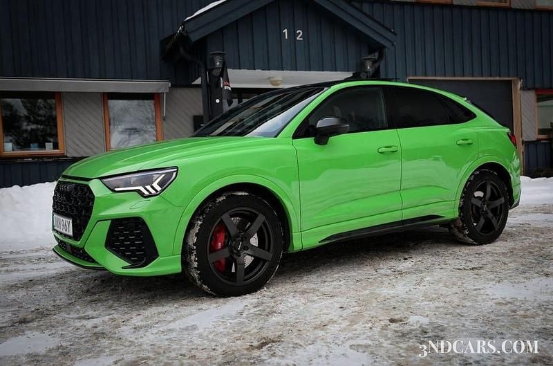 Begagnad Audi RS Q3 Sportback Black Edition 400 HK (294 kW) 2020 Grön SUV