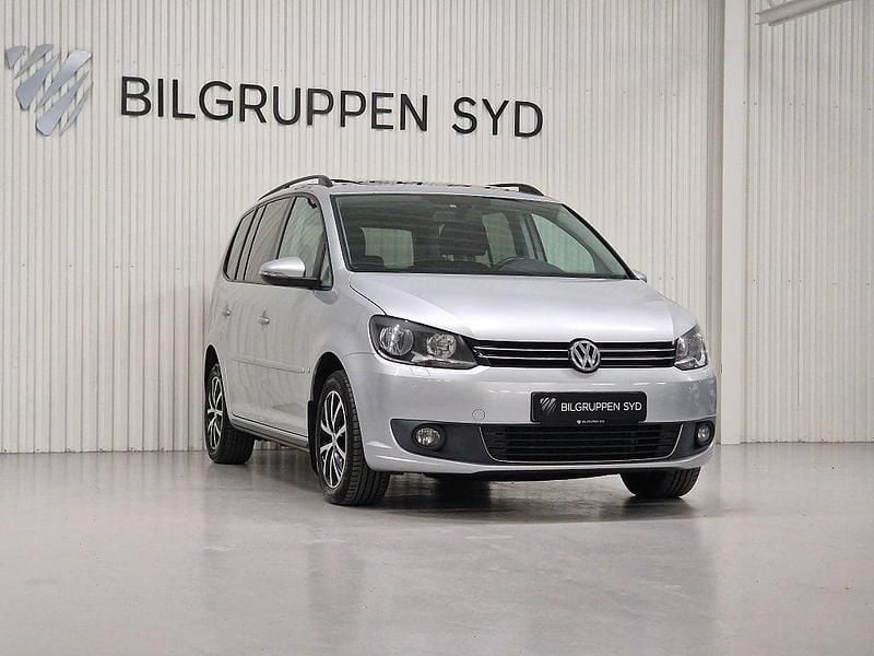 Begagnad VW Touran 105 HK (77 kW) 2013 Silver Minibuss