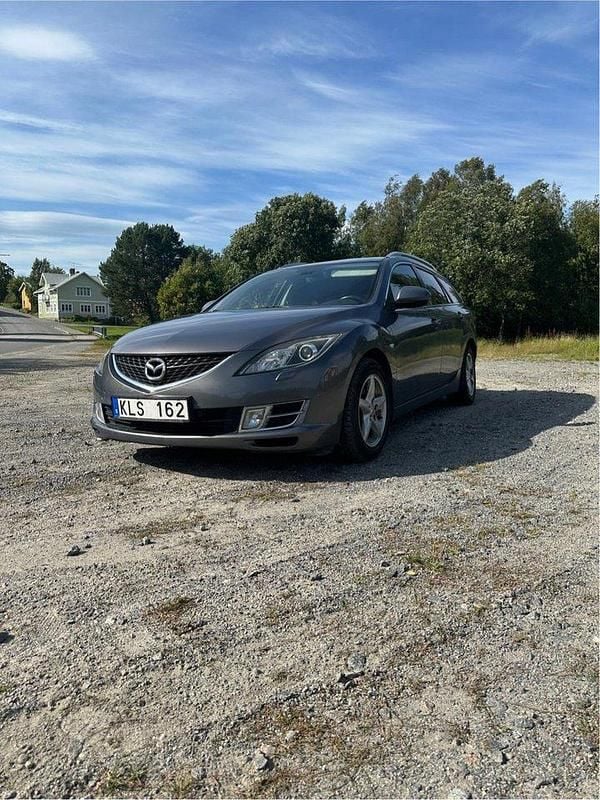 Grå Begagnad 2008 Mazda 6 Comfort Kombi | 25 000 kr (Marknadspris) - Bild 1/4