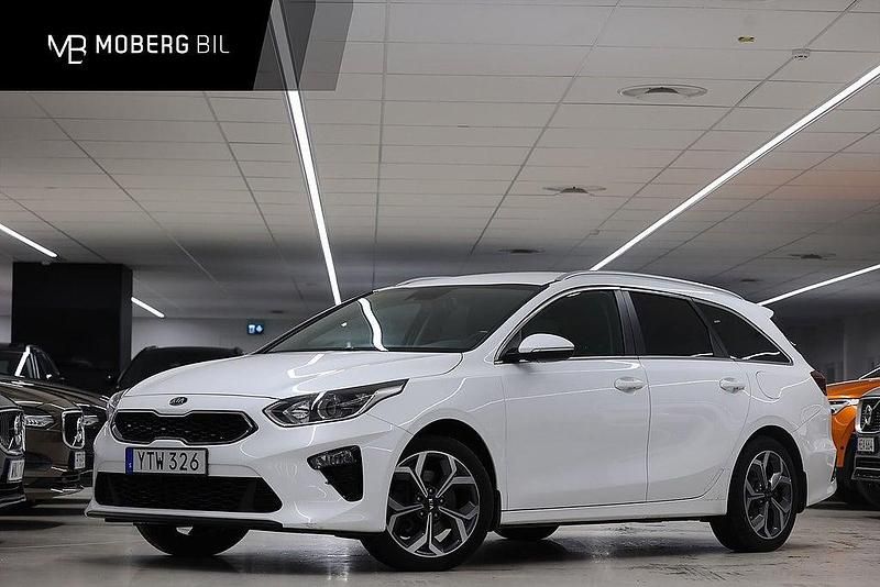 Vit Begagnad 2018 Kia Ceed Sportswagon Kombi | 139 900 kr (Marknadspris) - Bild 1/2