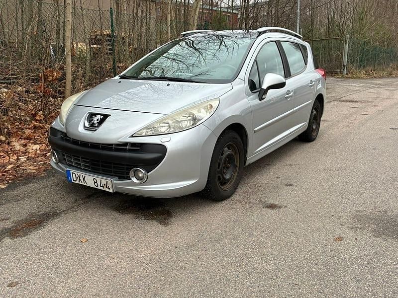 Begagnad 2008 Peugeot 207 Kombi | 16 000 kr (Bra pris) - Bild 1/4