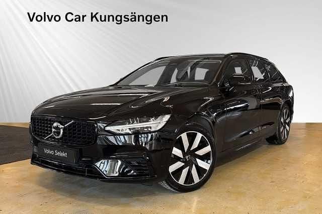 Begagnad Volvo V90 349 HK (256 kW) 2026 Svart Kombi