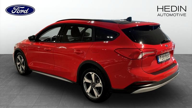 Begagnad Ford Focus Active 125 HK (91 kW) 2019 Röd Kombi