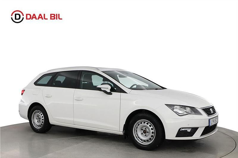 Begagnad Seat Leon ST Style 110 HK (80 kW) 2018 Vit Kombi