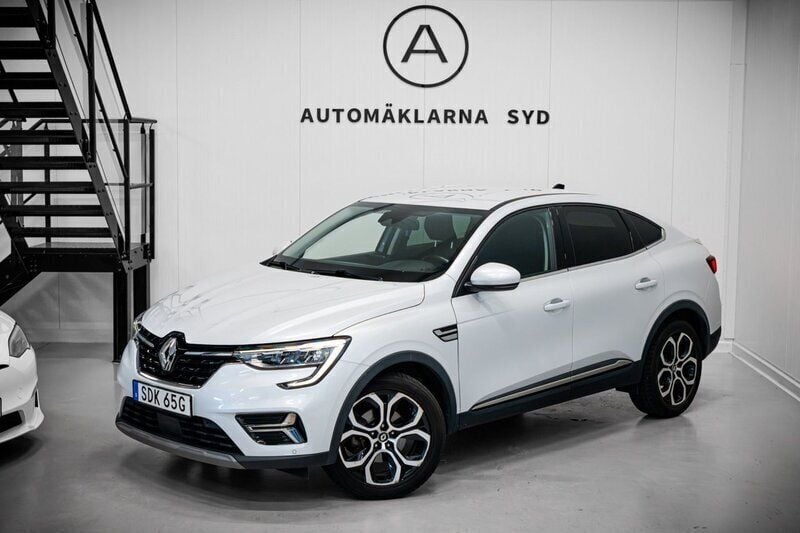 Vit Begagnad 2022 Renault Arkana SUV | 164 900 kr - Bild 1/4