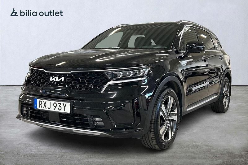 Svart Begagnad 2023 Kia Sorento Advance SUV | 514 900 kr (Marknadspris) - Bild 1/4
