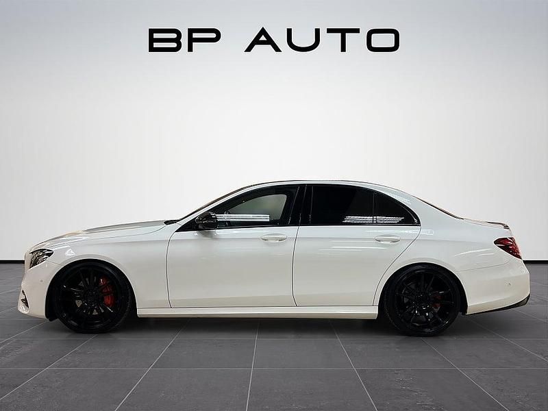 Begagnad Mercedes E220 AMG 195 HK (143 kW) 2016 Vit Sedan