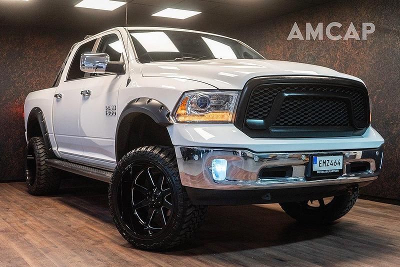 Vit Begagnad 2014 Dodge Ram Pickup | 399 500 kr (Dyr) - Bild 1/4