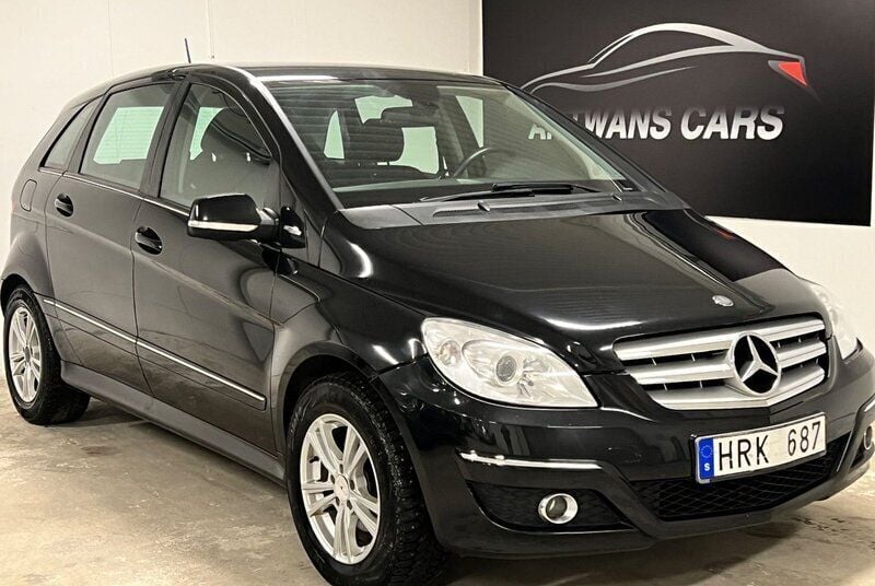 Svart Begagnad 2009 Mercedes 170 Halvkombi | 34 900 kr - Bild 1/4